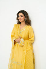 Mehra (B)