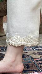 Ivory Tukri Design (Izaar)