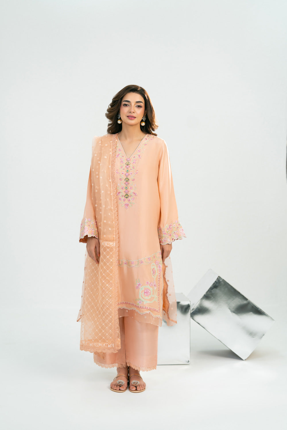 Mehra (C)
