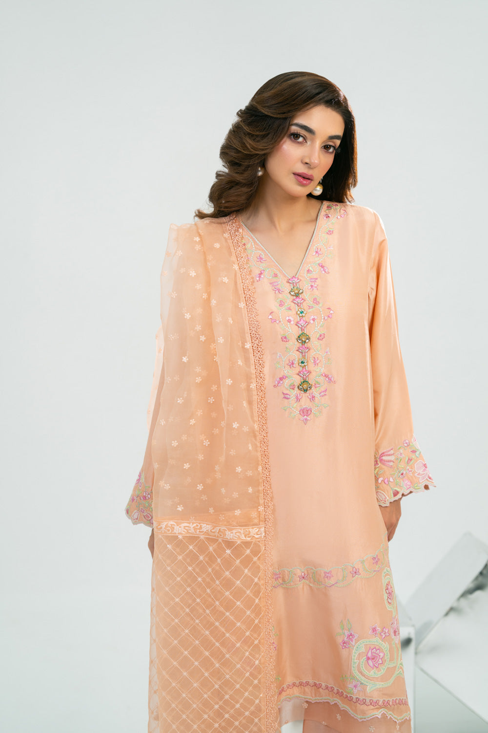 Mehra (C)