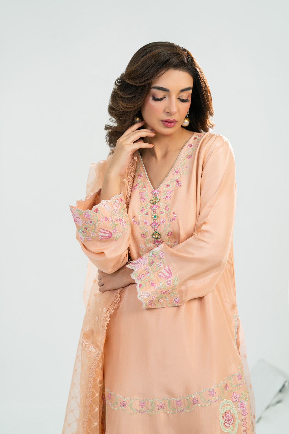 Mehra (C)