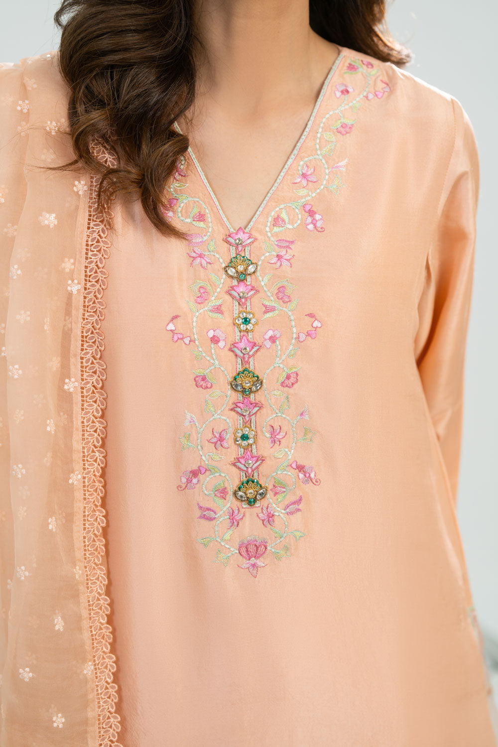 Mehra (C)