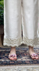 Beige Izaar